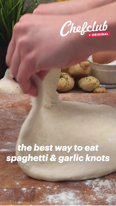 The Best Way to Eat Spaghetti & Garlic Knots