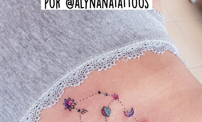 Tatuaje Constelación Acuario por @alynanatattoos